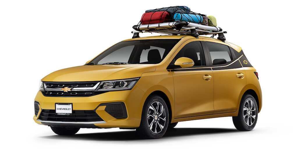 Dale a tu nuevo Chevrolet Aveo Hatchback 2024 un diseño más deportivo con su Kit de accesorios